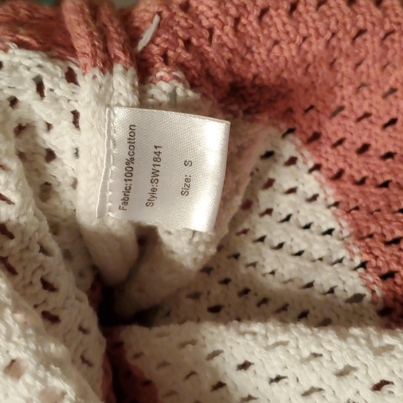 Elan Pink & White Cold Shoulder Knit Sweater - Picture 5 of 7